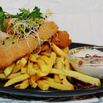 Rántott sajt + köret